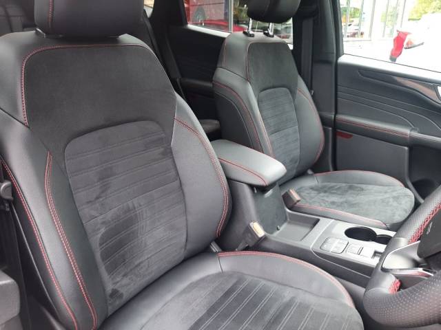 2022 Ford Kuga 2.5 225ps PHEV ST-Line X Edition 5dr CVT Auto
