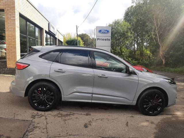 2023 Ford Kuga 2.5 225ps PHEV Graphite Tech Edition 5dr CVT Auto