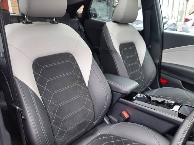 2025 Ford Puma 0.0 123kW Premium EV 43kWh 5dr Auto