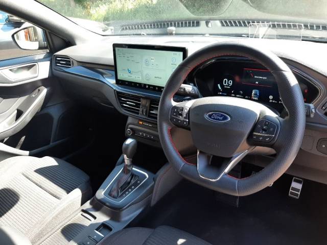 2025 Ford Focus 1.0 EcoBoost 155ps MHEV ST-Line X Auto 5dr Estate