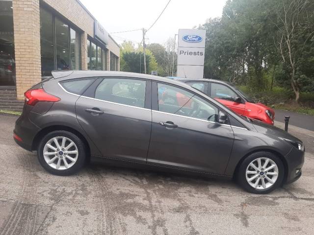 2015 Ford Focus 1.0 EcoBoost 125ps Titanium 5dr
