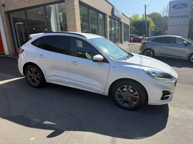 2022 Ford Kuga 2.5 190ps FHEV ST-Line Edition 5dr CVT Auto